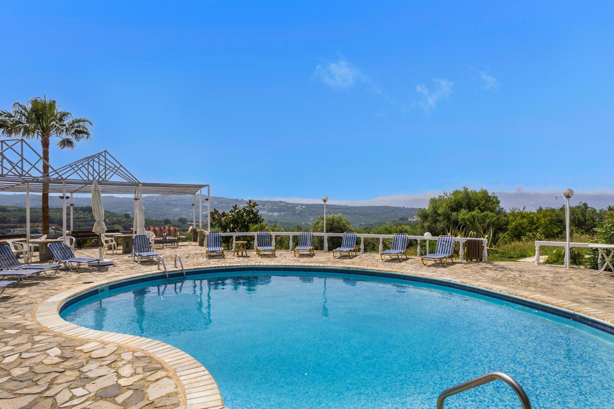 Rose Of Crete Aparthotel Platanés Exterior foto